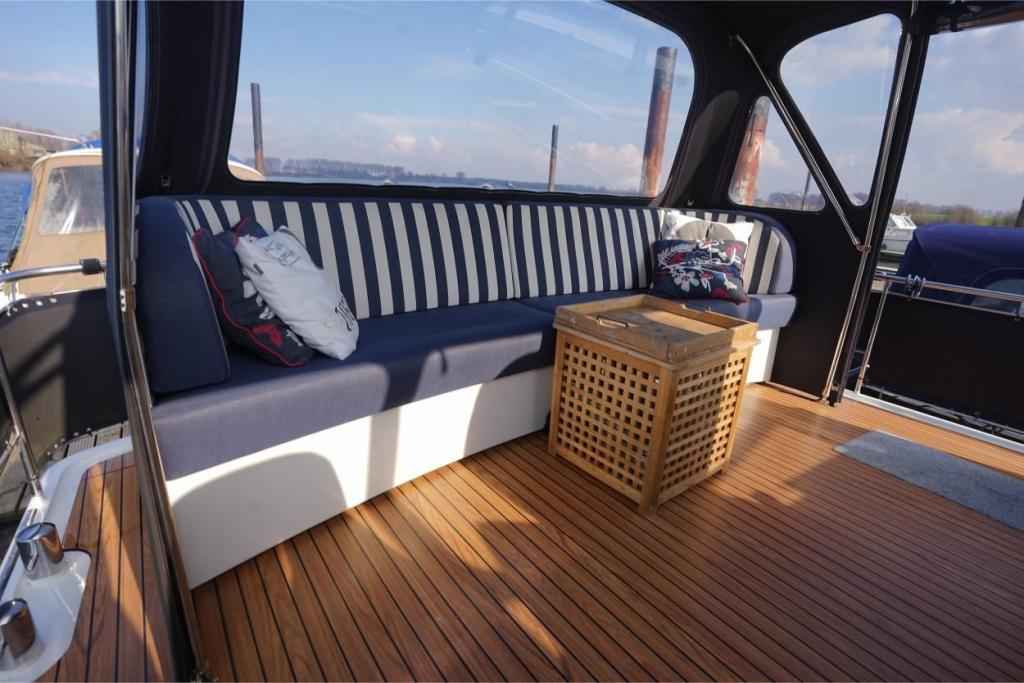Motorboot Vripack 1150