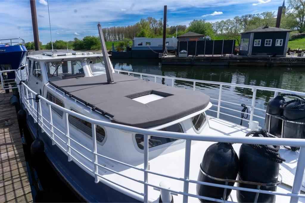 Motorboot keine Angabe Motorkotter 950