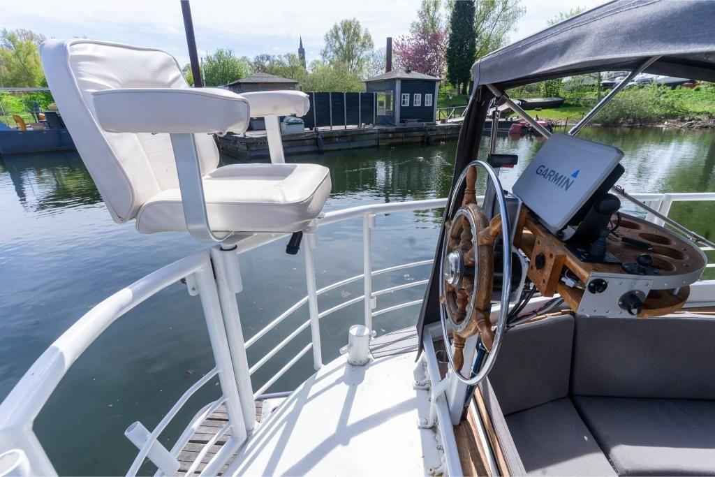 Motorboot keine Angabe Motorkotter 950