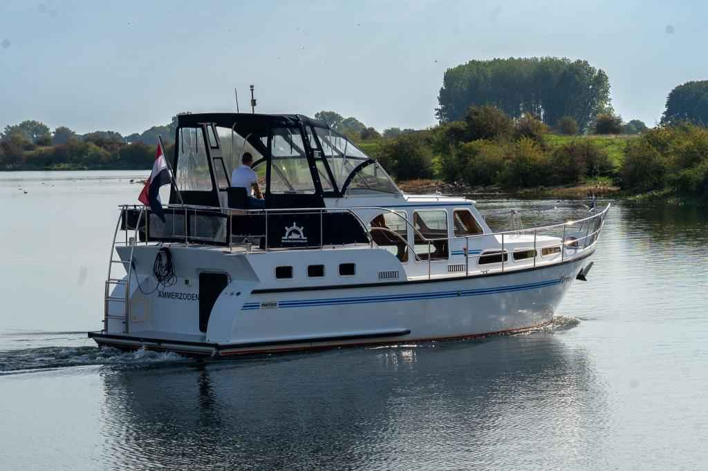 Motorboot Pedro Skiron 35