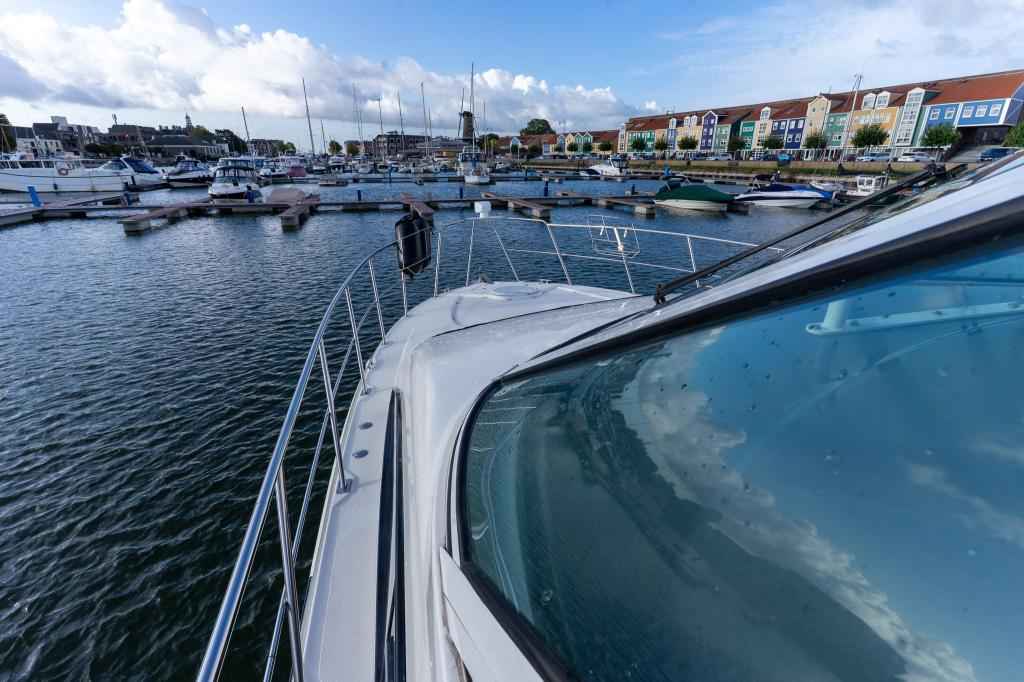 Motorboot Cruisers 415