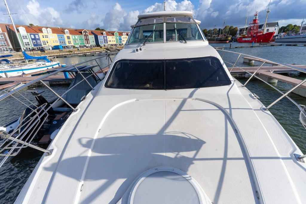 Motorboot Cruisers 415