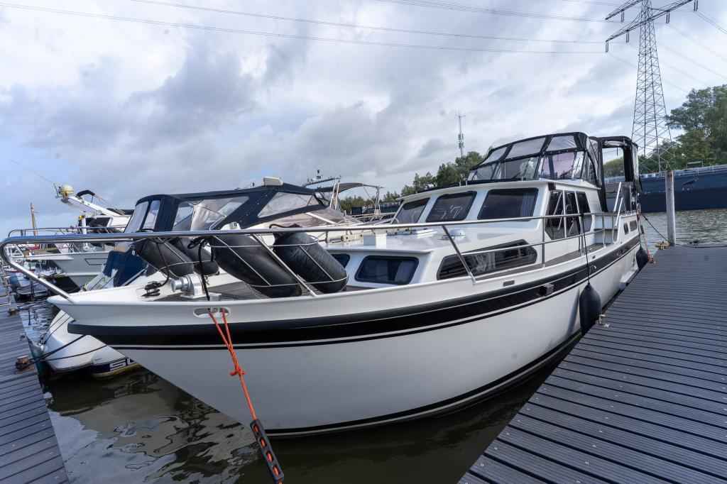 Motorboot Smelne Kruiser 1240