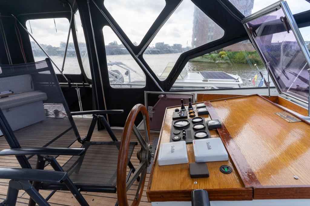 Motorboot Smelne Kruiser 1240