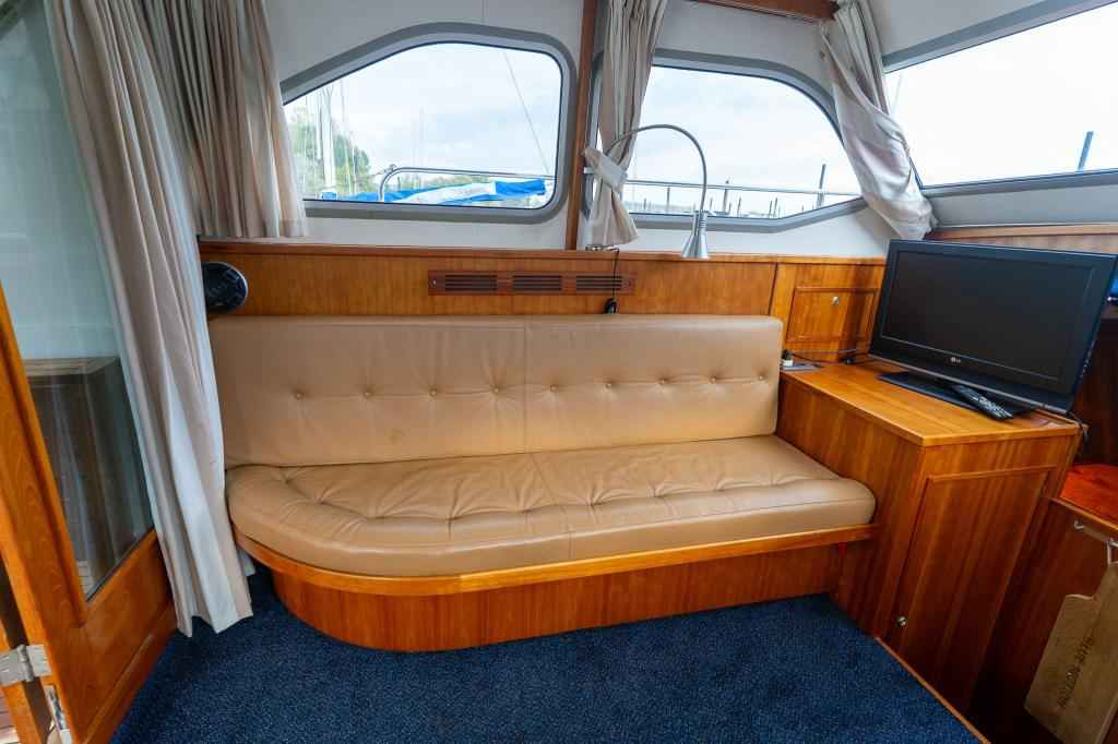 Motorboot van der Heijden 1100