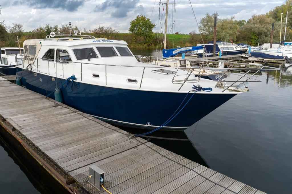 Motorboot van der Heijden 1100