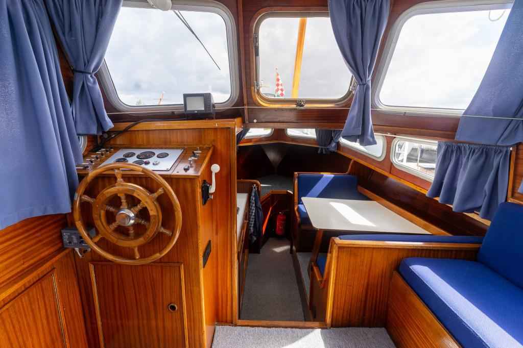 Motorboot Tak Kruiser 900