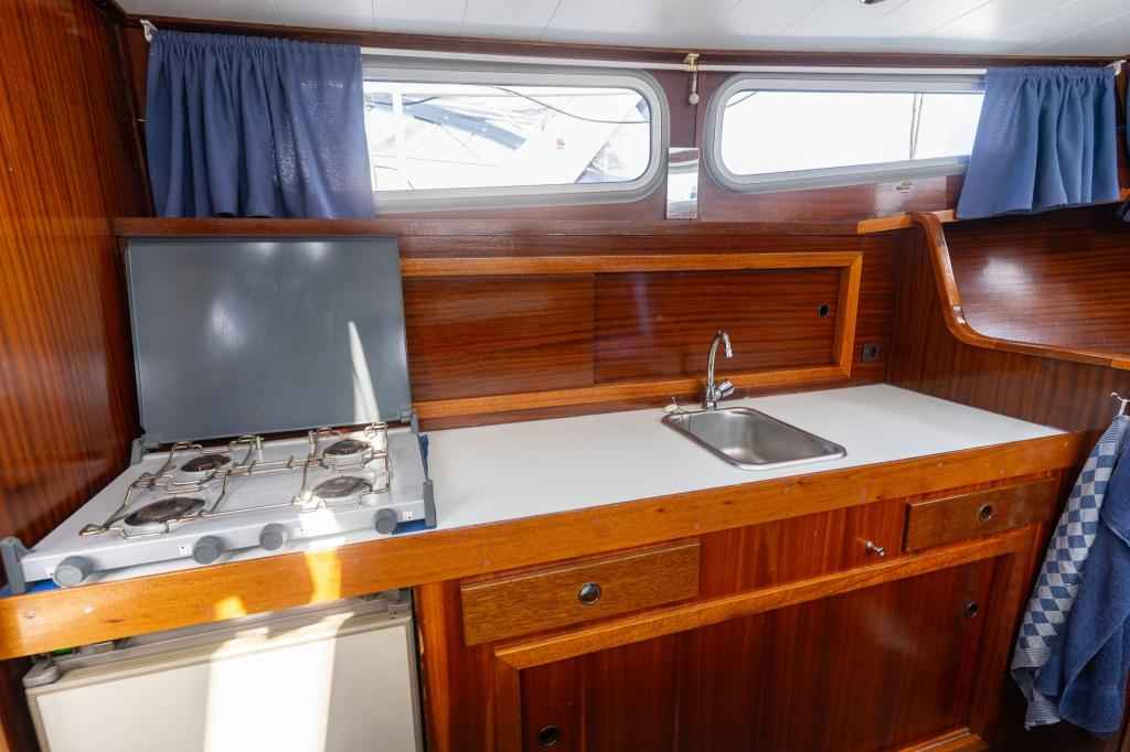 Motorboot Tak Kruiser 900