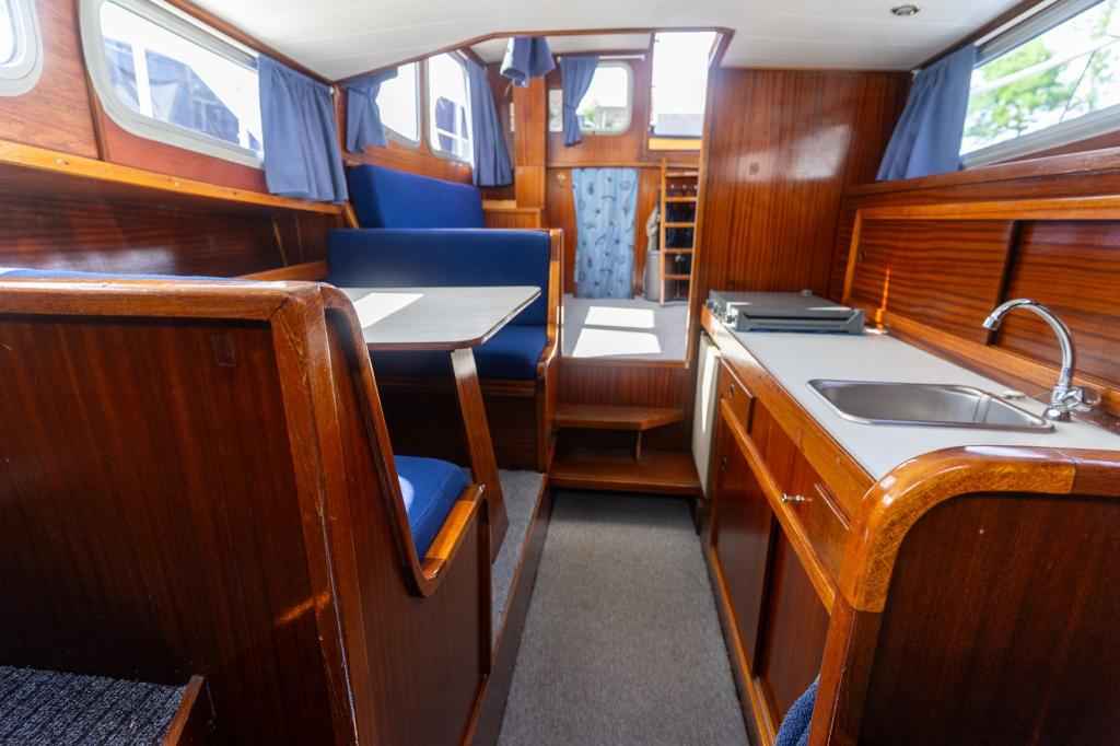 Motorboot Tak Kruiser 900