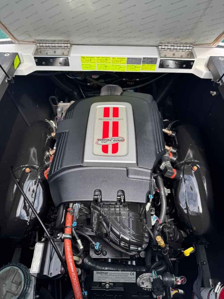 Motorboot MasterCraft X-35