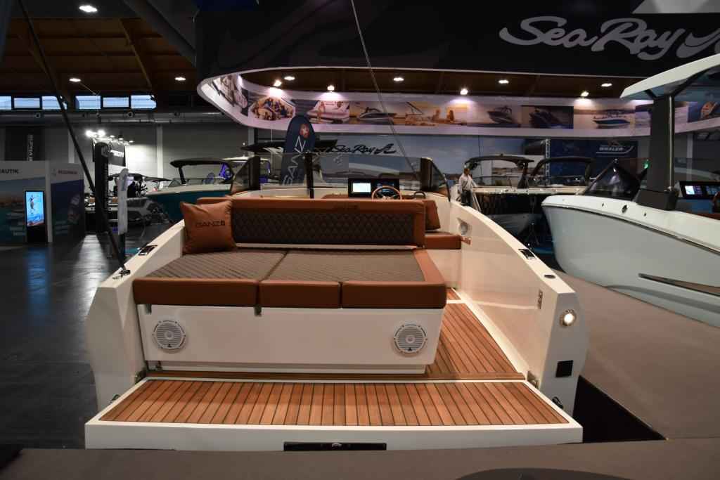 Motorboot Ganz Boats Ovation 7X Cruiser