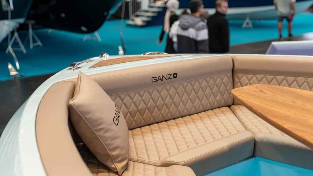 Motorboot Ganz Boats Ovation 7X Cruiser
