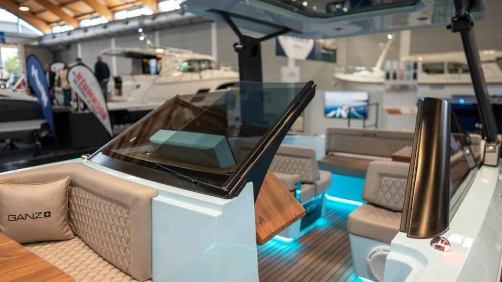 Motorboot Ganz Boats Ovation 7X Cruiser