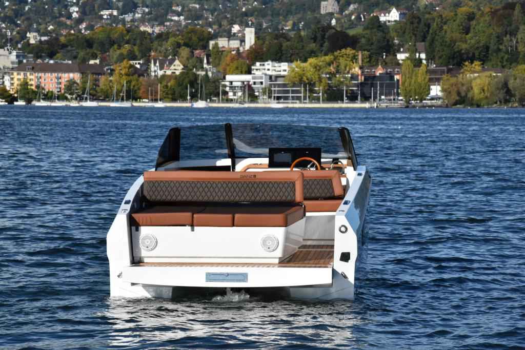 Motorboot Ganz Boats Ovation 7X Cruiser