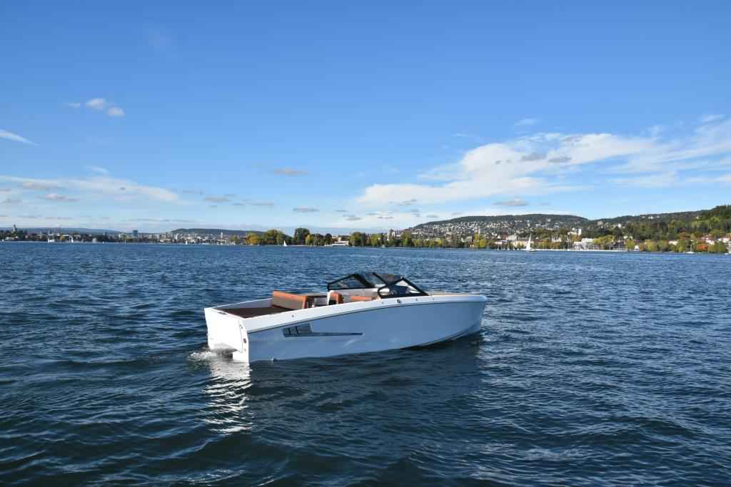 Motorboot Ganz Boats Ovation 7X Cruiser