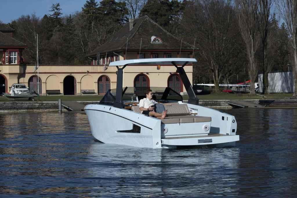Motorboot Ganz Boats Ovation 7X Open