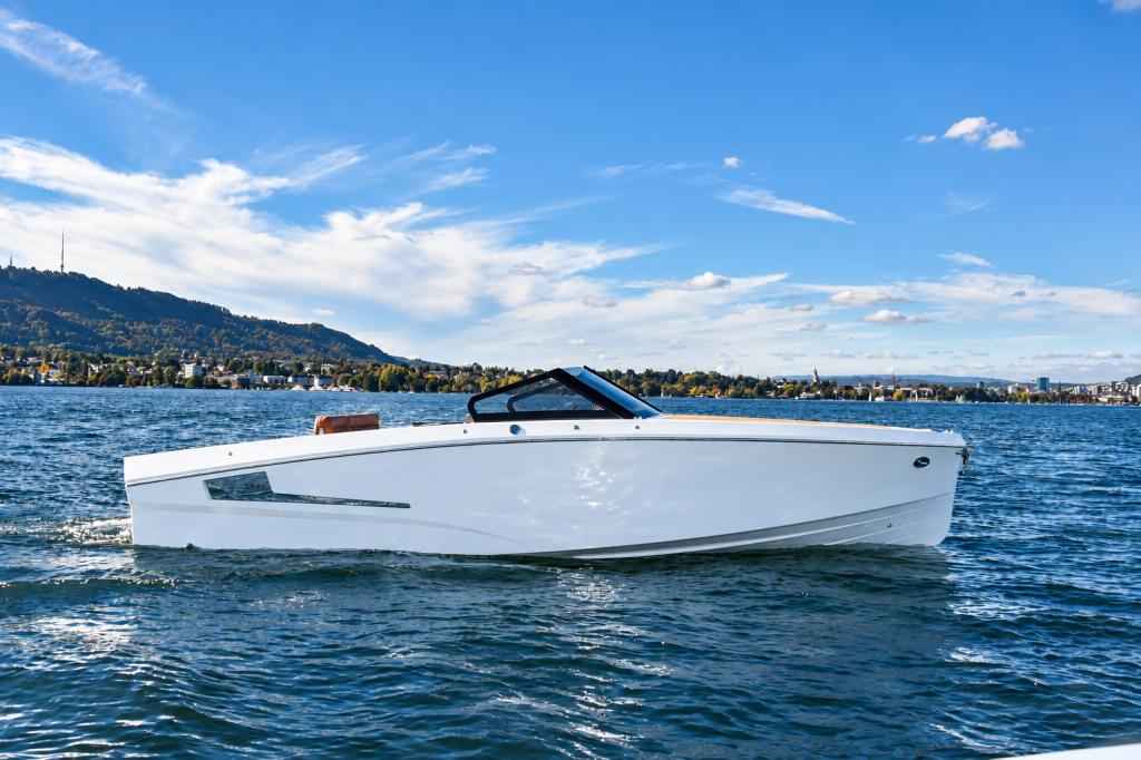 Motorboot Ganz Boats Ovation 7X Cruiser