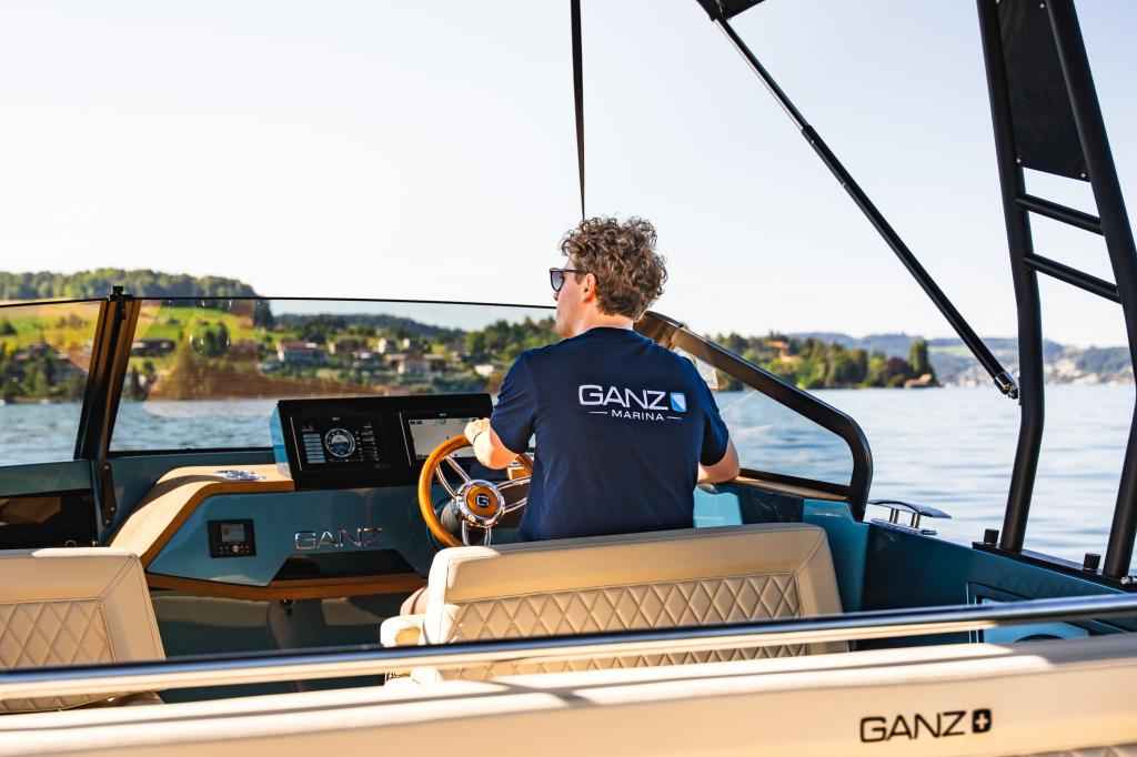 Motorboot Ganz Boats Ovation 7X Open