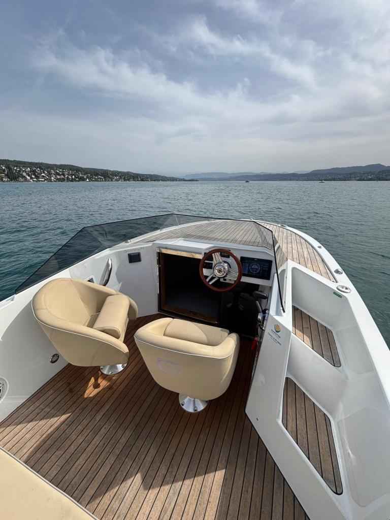 Motorboot Ganz Boats Ovation 6.8