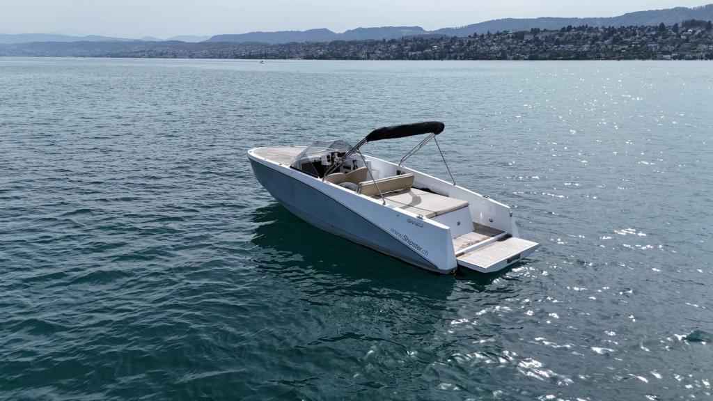 Motorboot Ganz Boats Ovation 6.8