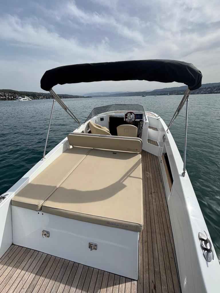 Motorboot Ganz Boats Ovation 6.8