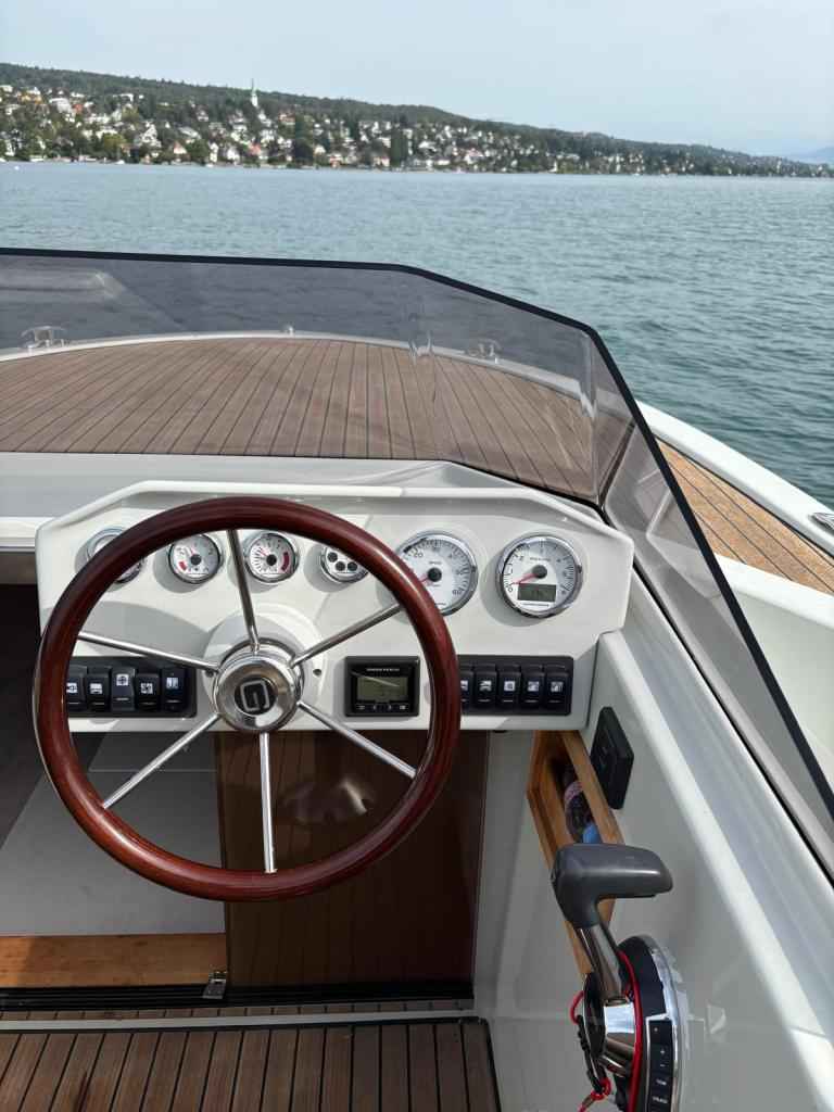 Motorboot Ganz Boats Ovation 6.8