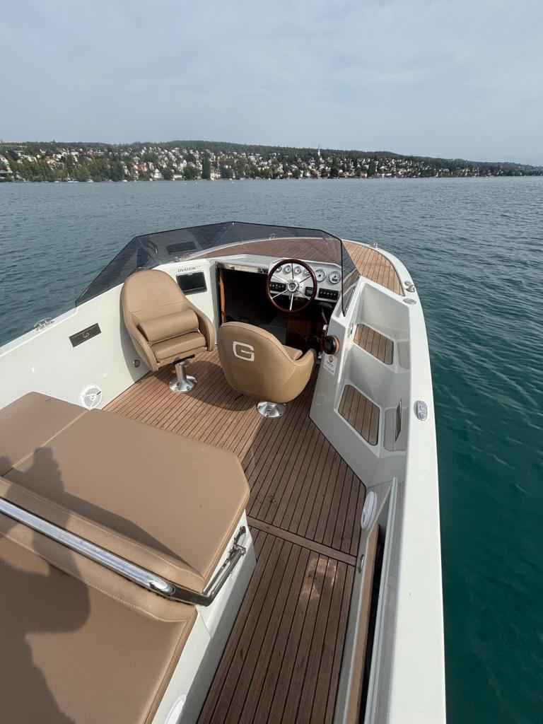 Motorboot Ganz Boats Ovation 6.8