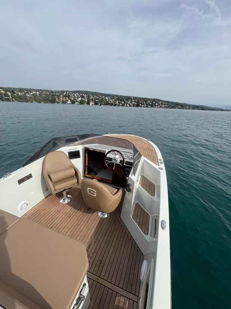 Motorboot Ganz Boats Ovation 6.8