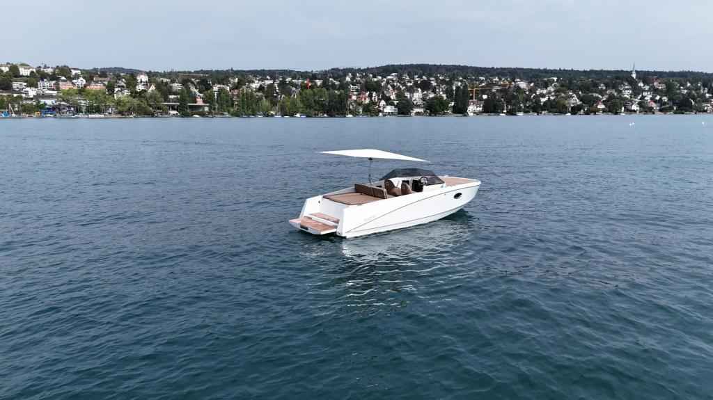 Motorboot Ganz Boats Ovation 6.8