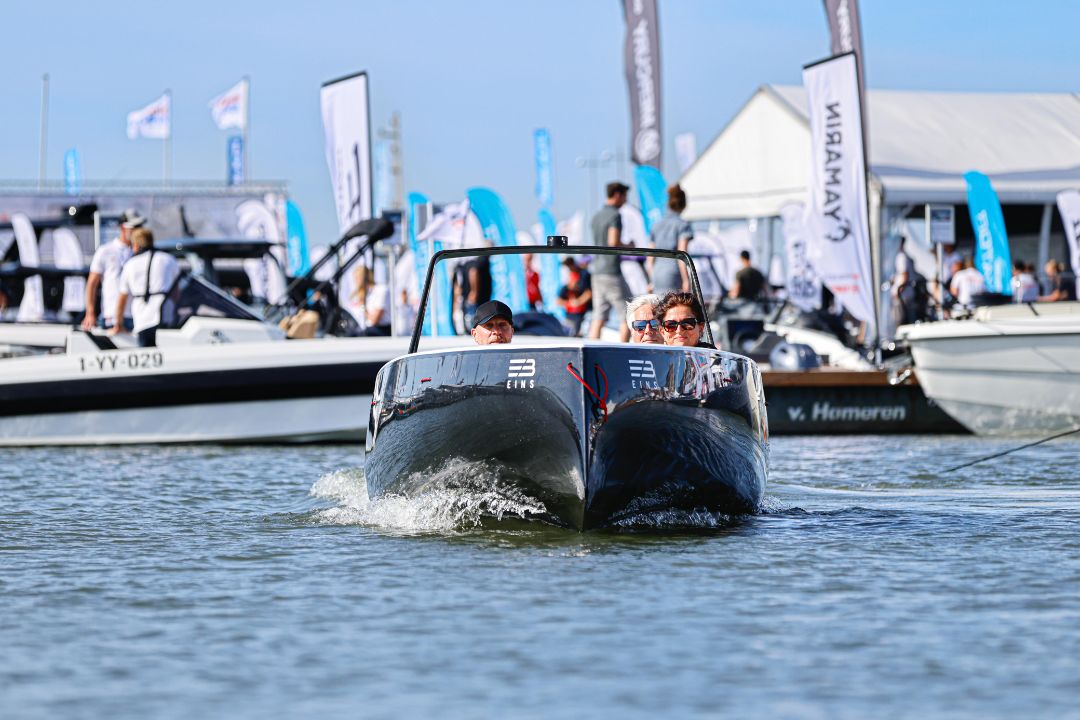 Motorboot Purevolt EB EINS