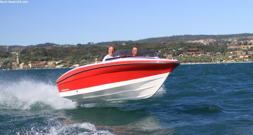 Motorboot B1 YACHTS ST TROPEZ 5 TRUE RED