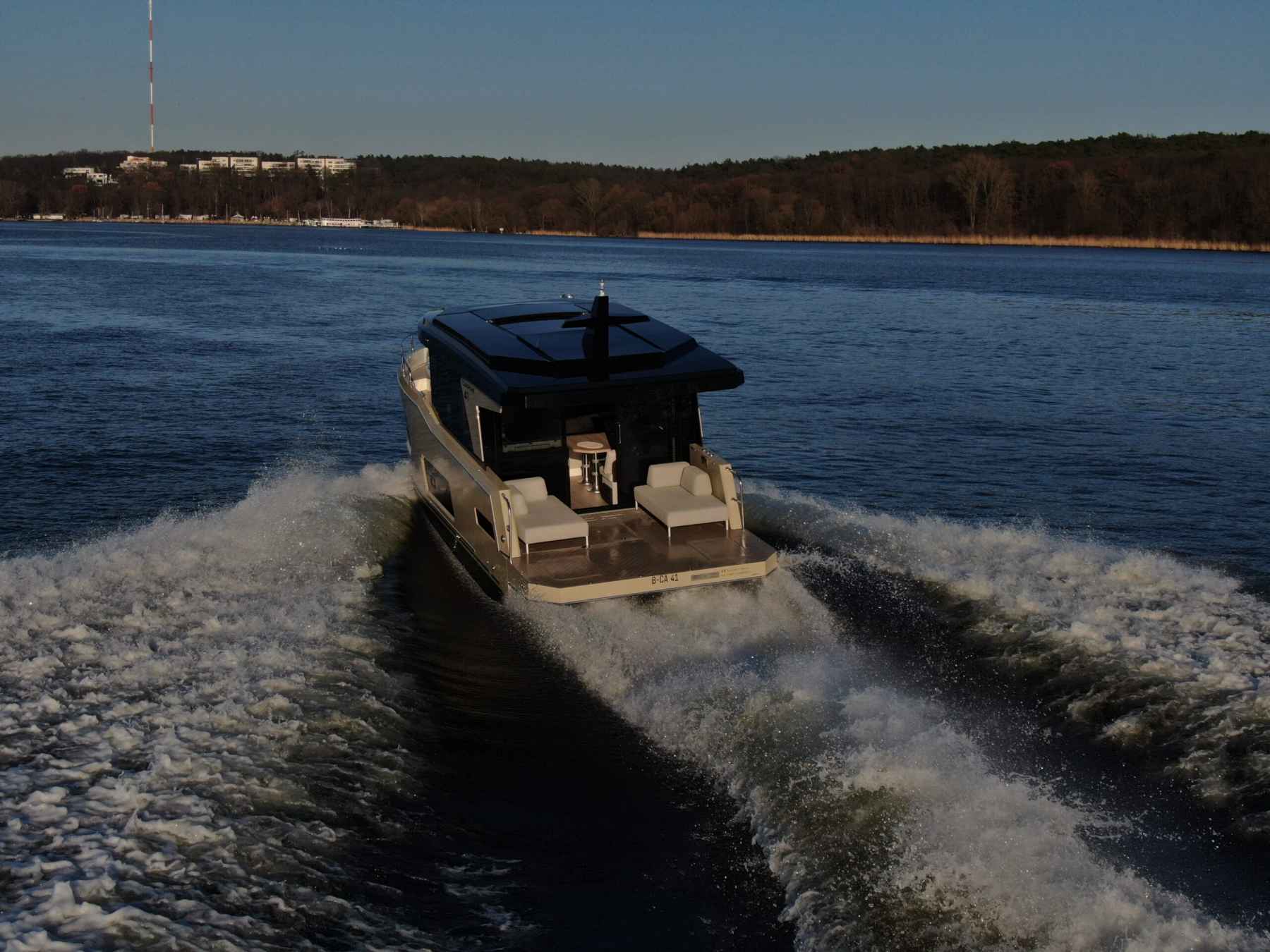 Motorboot Cobra Yachts Campione 41 Coupe