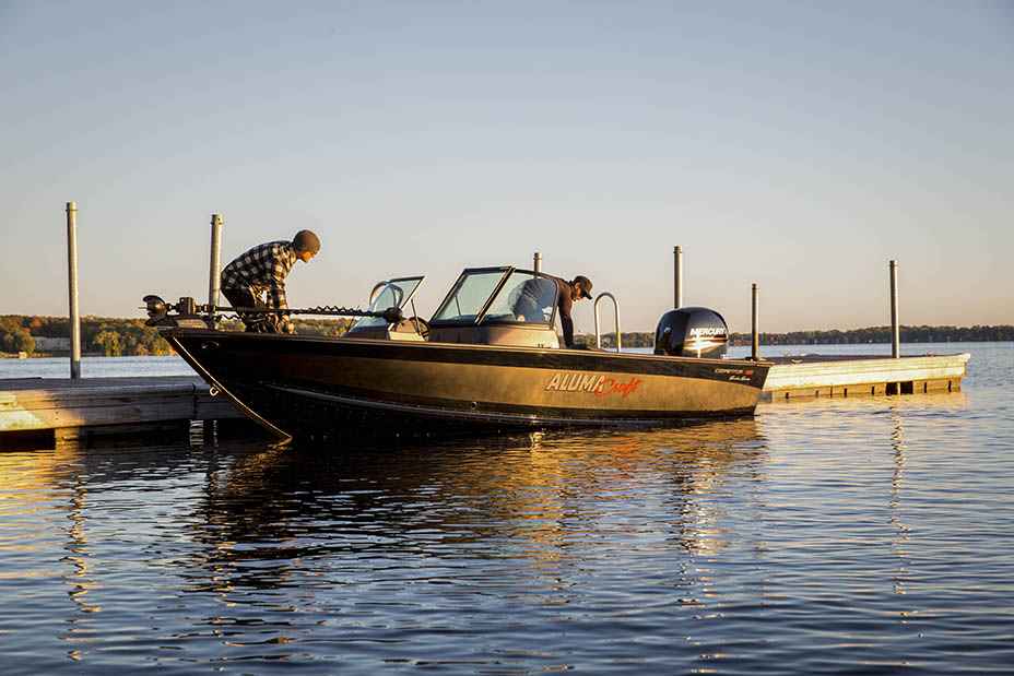 Motorboot AlumaCraft Voyageur 175 Sport Shadow Series