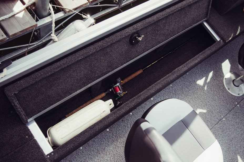 Motorboot AlumaCraft Voyageur 175 Sport Shadow Series
