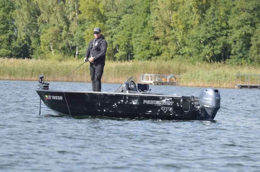 Motorboot Raubfischzentrum - Frederic Frey 470 SC