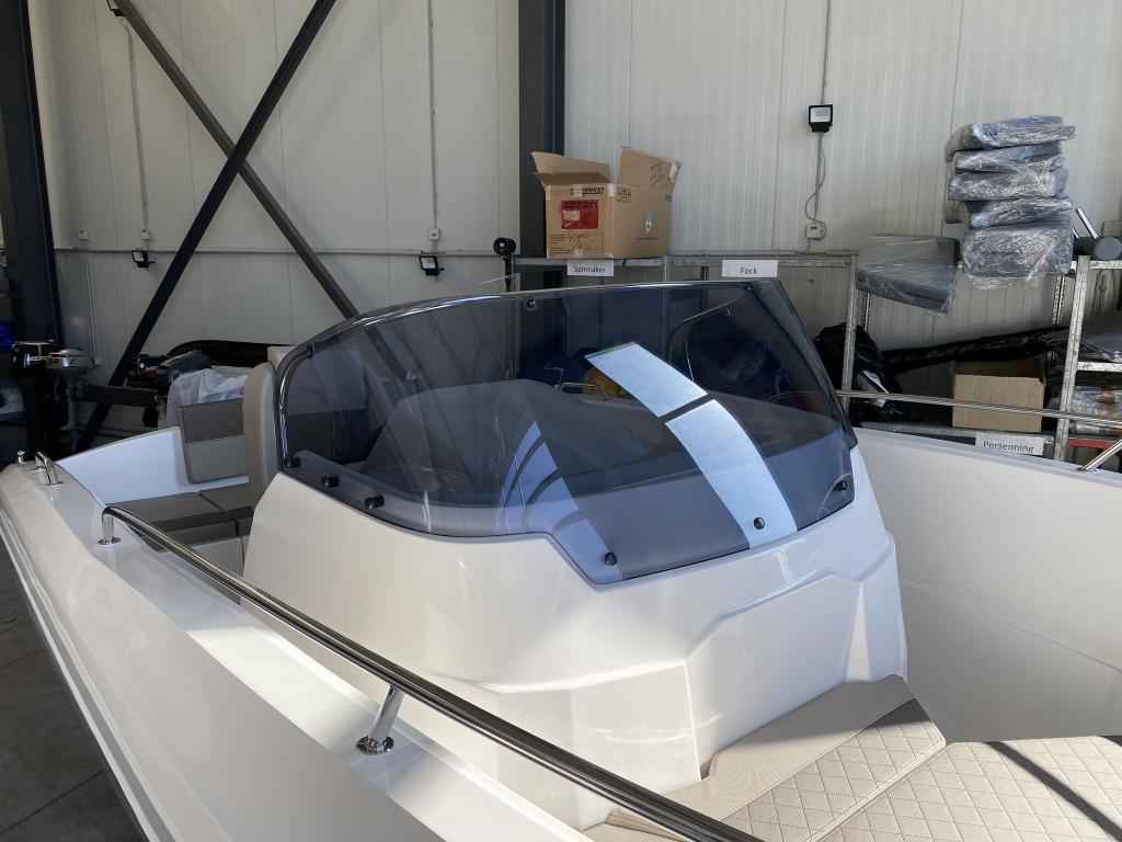Motorboot Marine Time QX 562 / 19 Spacedeck