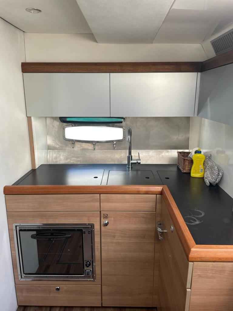 Motorboot Sealine SC35