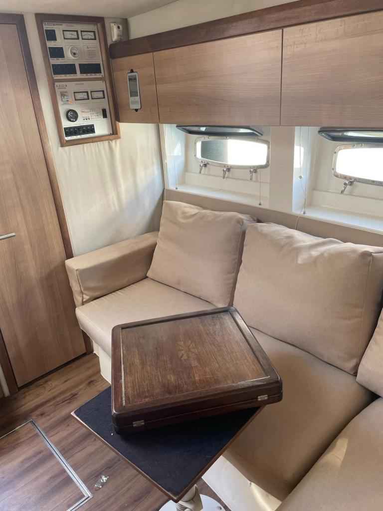 Motorboot Sealine SC35