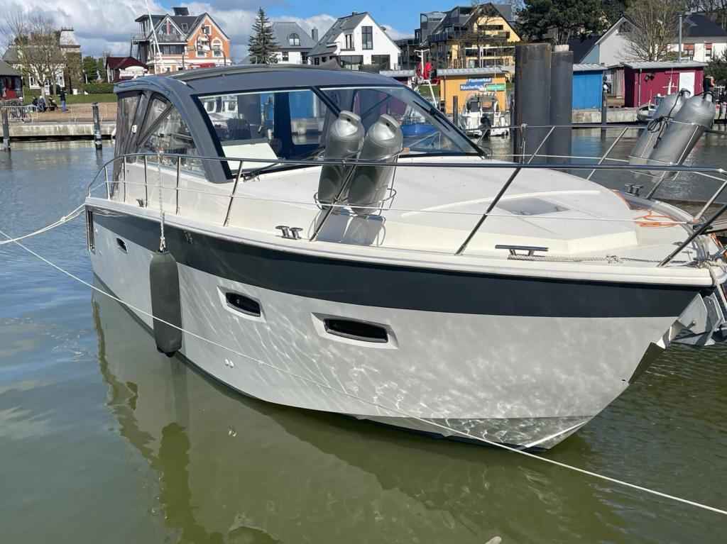 Motorboot Sealine SC35