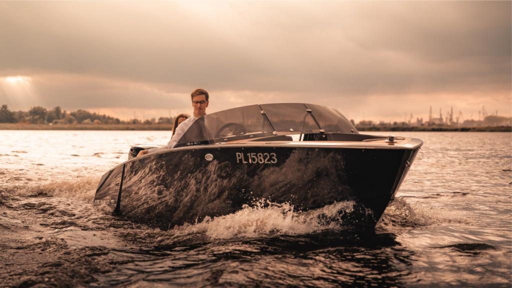 Motorboot Flying Shark 5.7 Bowrider