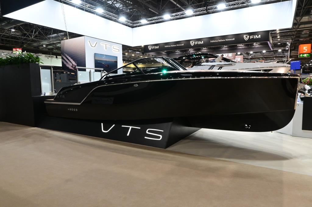 Motorboot VTS Boats Flying Shark 7.7 Classic