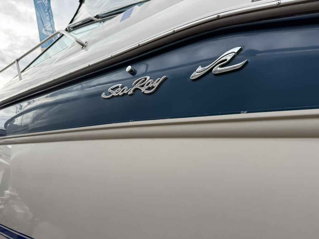 Motorboot Sea Ray 270 Sundancer