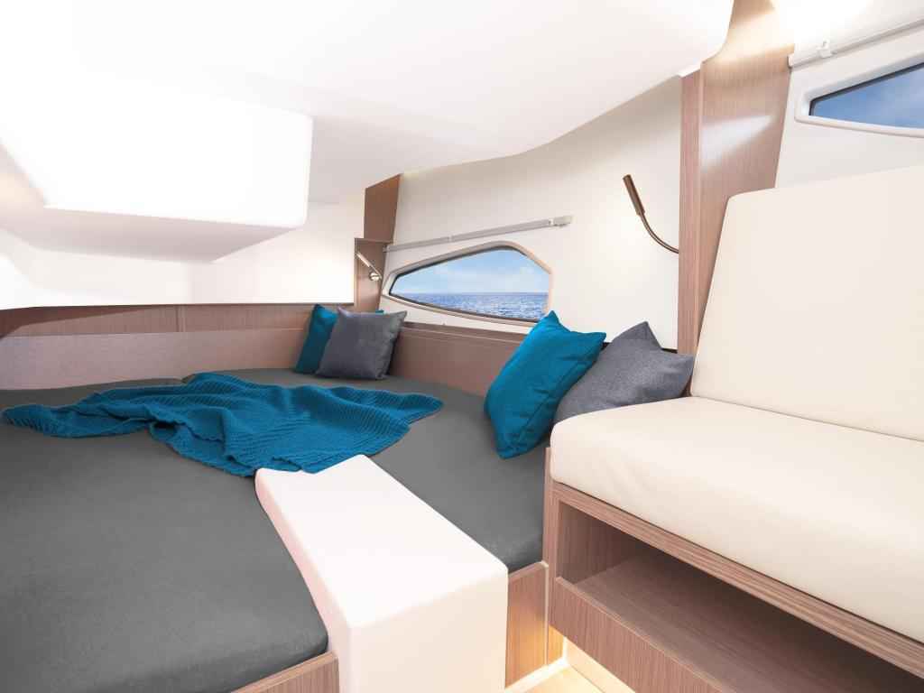 Motorboot Sealine C335