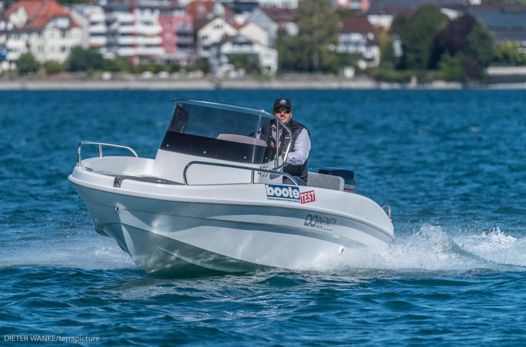 Motorboot Infinity 455 MC mit Suzuki DF40 ATL