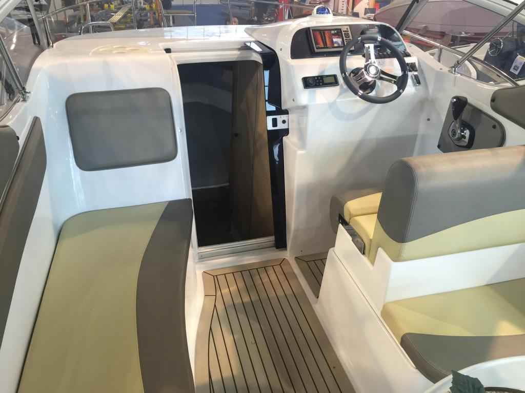 Motorboot Saver 690 Cabin inkl. Suzuki DF200APX