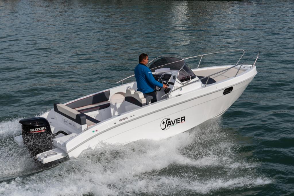 Motorboot Saver 660 WA mit Suzuki DF100CTX