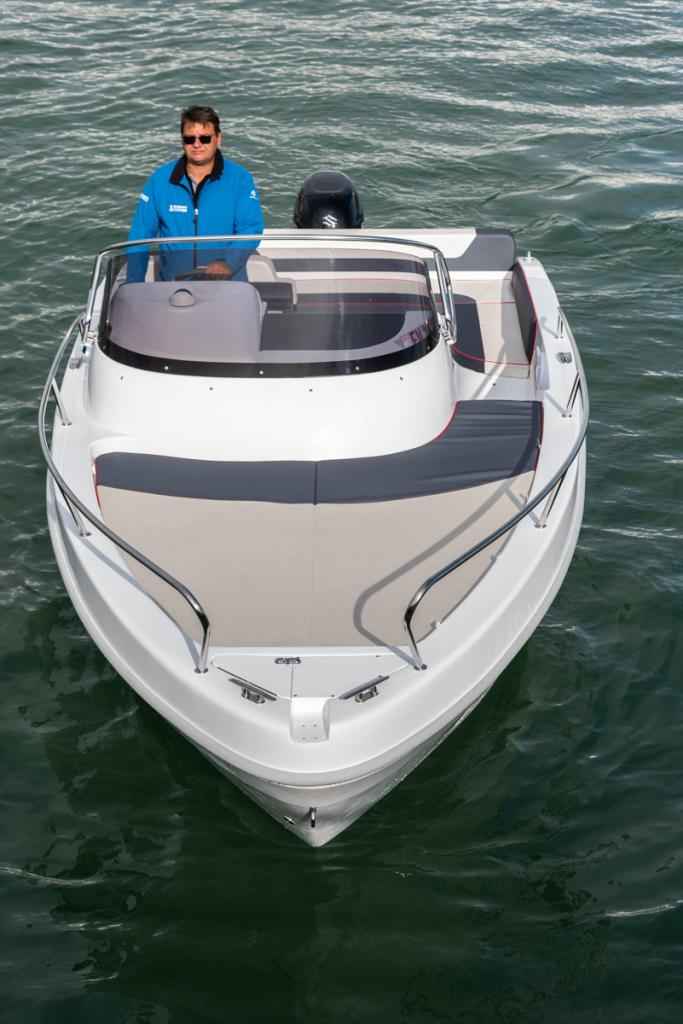 Motorboot Saver 660 WA mit Suzuki DF100CTX