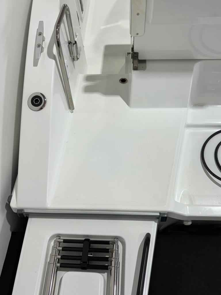 Motorboot Beneteau Flyer 7 SUNdeck Pilot Edition