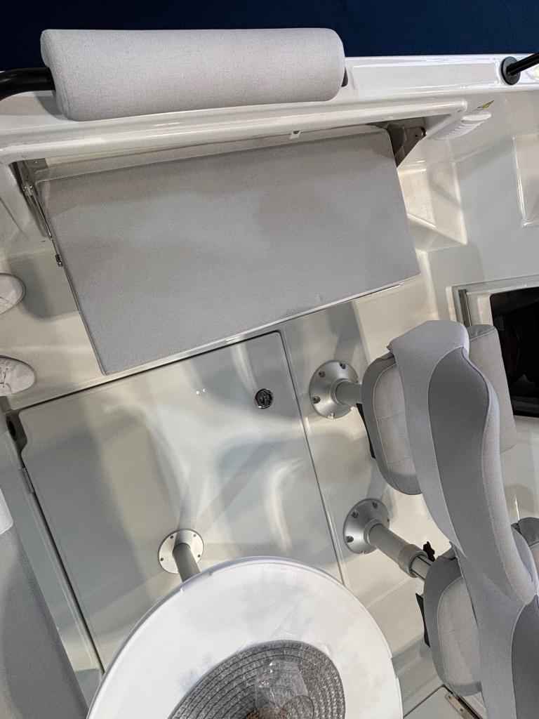Motorboot Beneteau Flyer 7 SUNdeck Pilot Edition