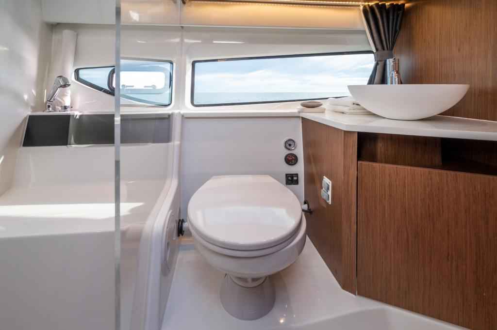 Motorboot Beneteau Antares 11 Fly TOP Ausstattung !!!